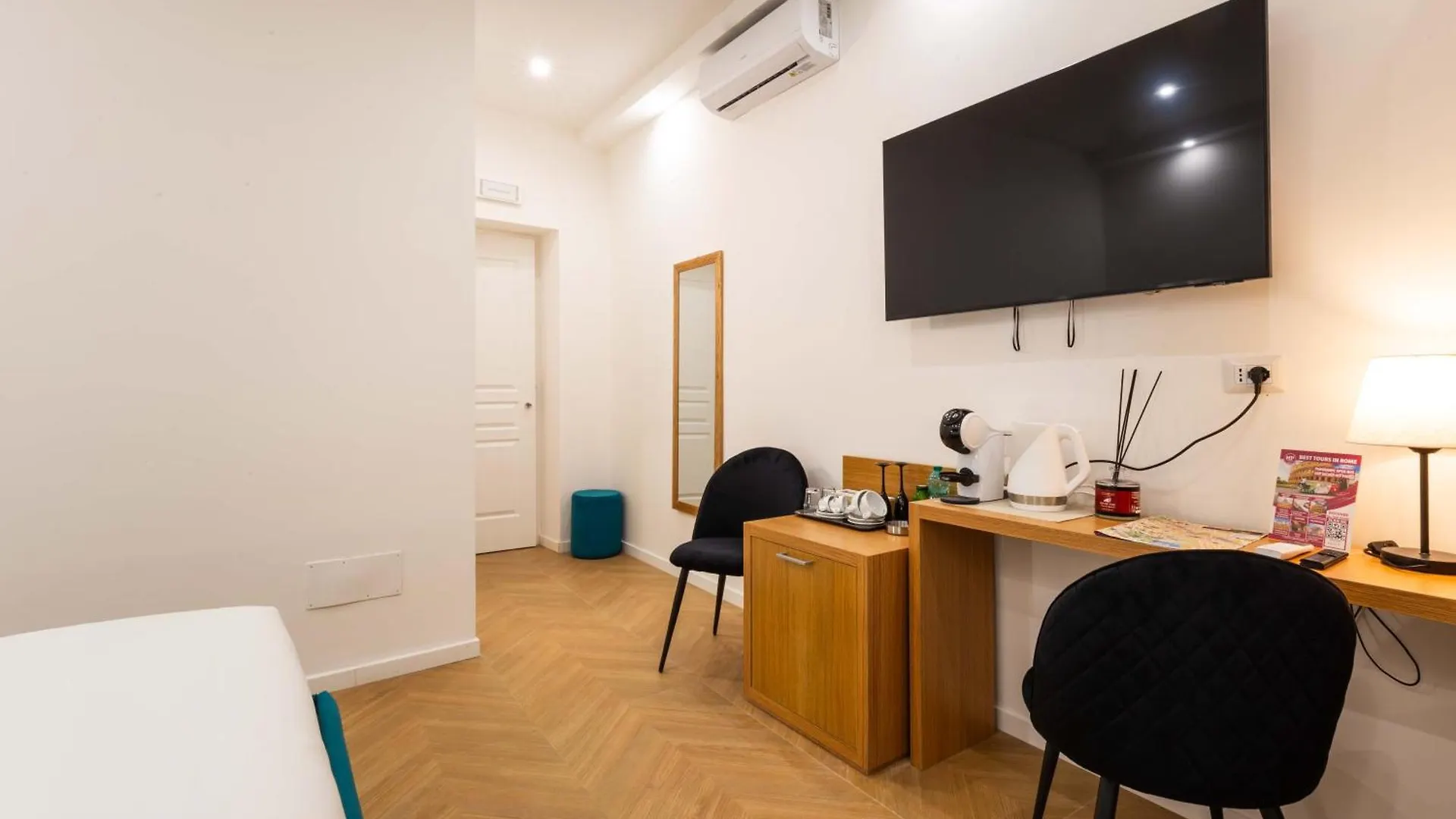 Vatican Luxury Rooms - Lr Collection Roma İtalya