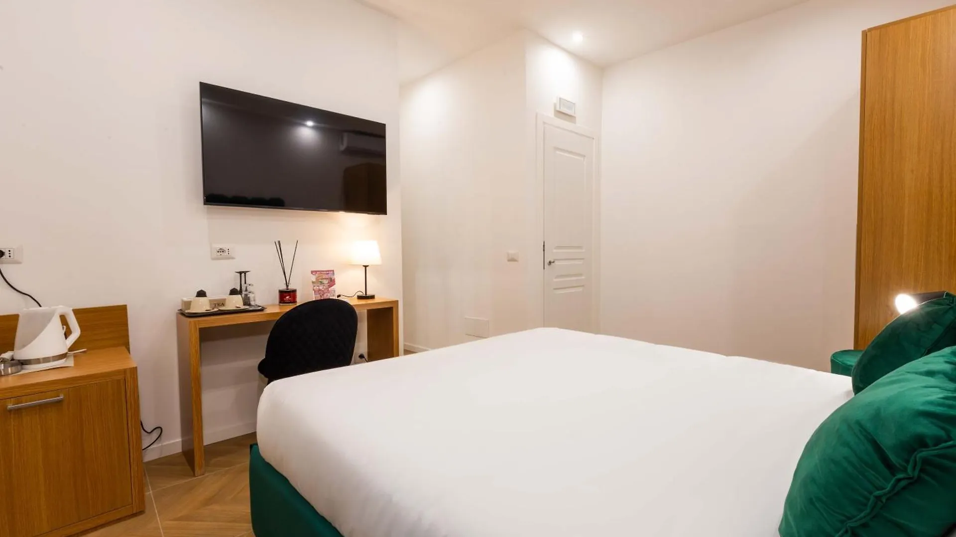 Konukevi Vatican Luxury Rooms - Lr Collection Roma İtalya