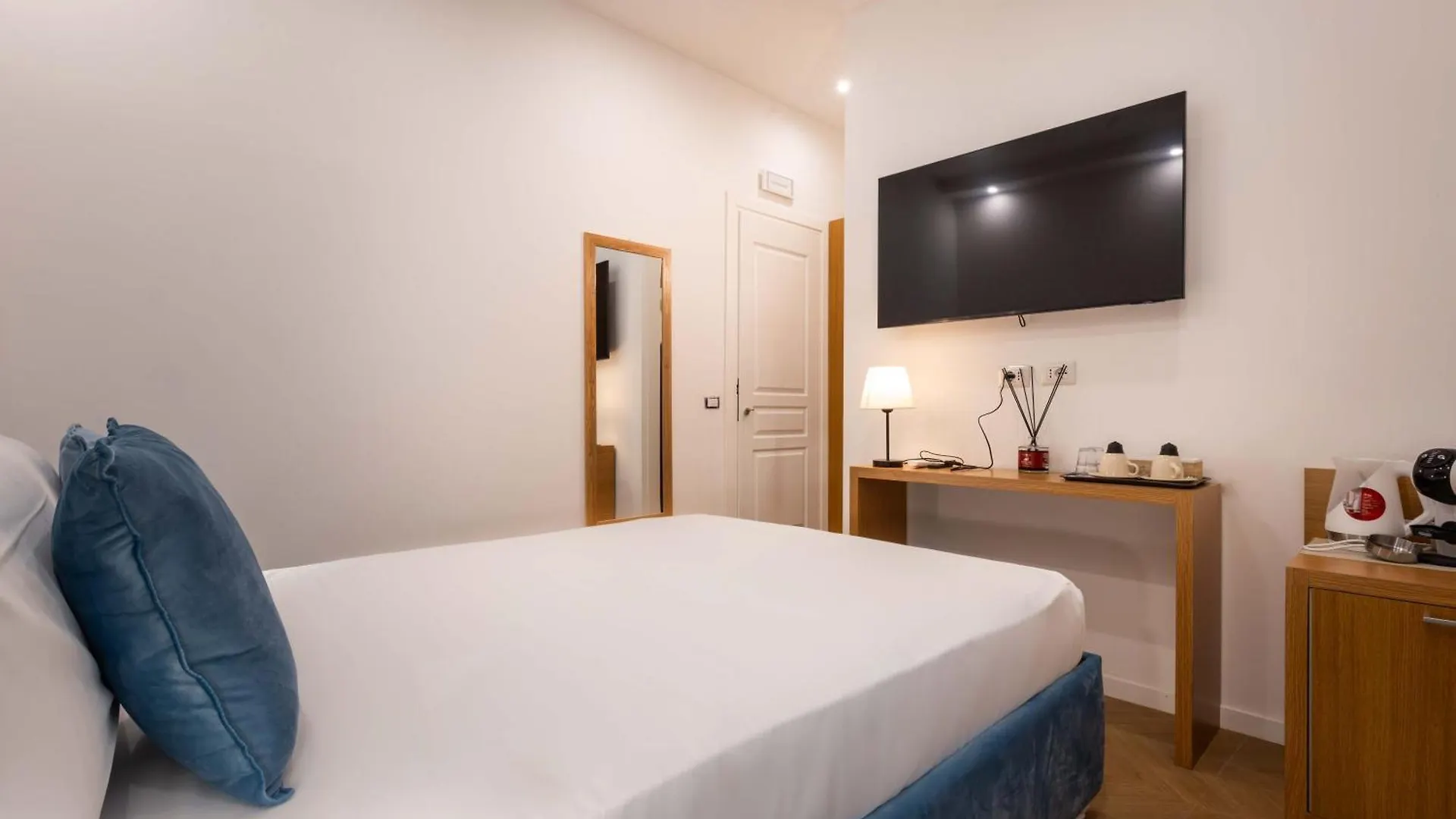 Konukevi Vatican Luxury Rooms - Lr Collection Roma